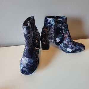 Ateliers Velvet Floral Ankle Boots, VGUC, Size 38